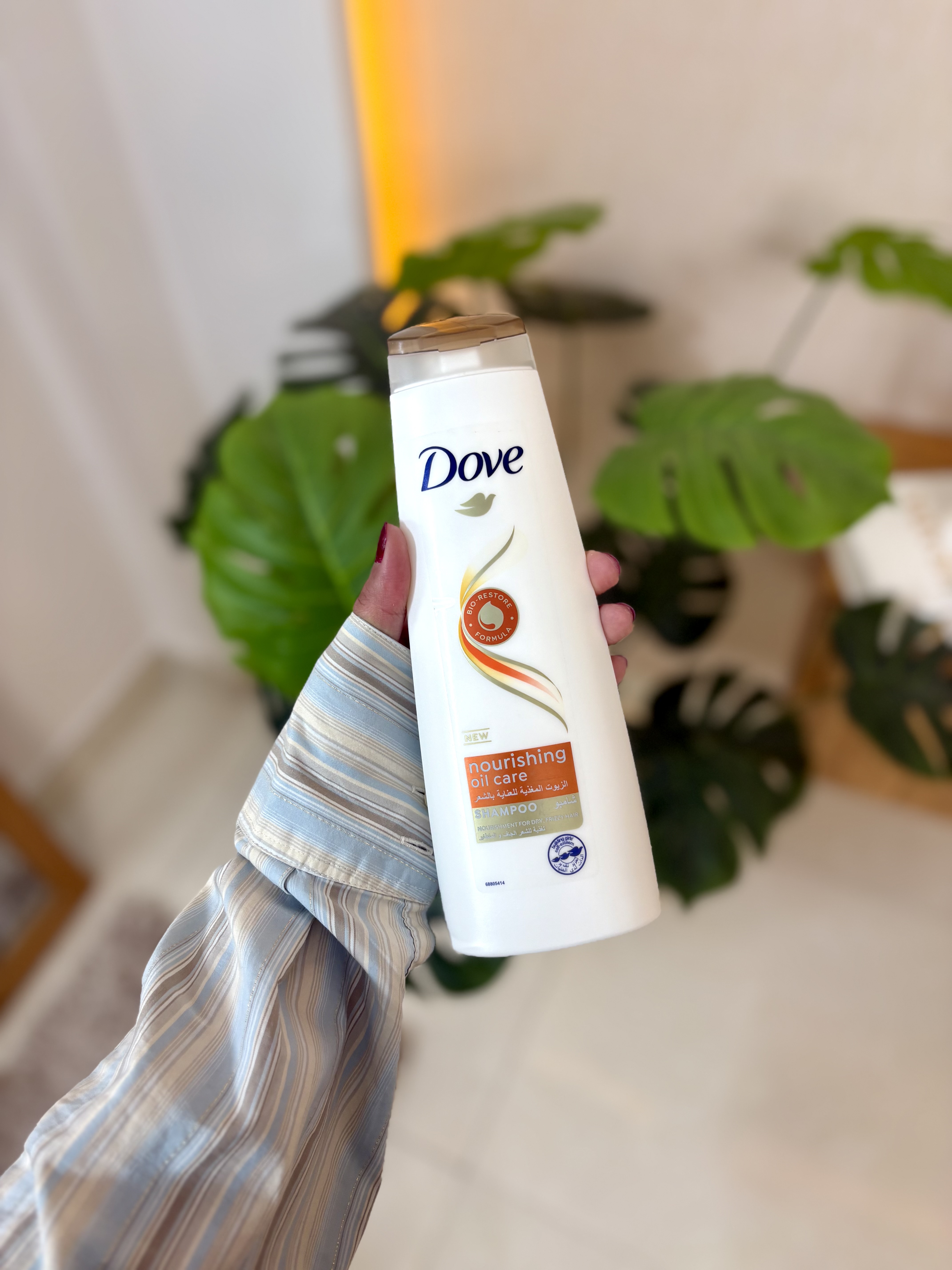 شامپو سر ۴۰۰ میل داو Nourishing Oil Care